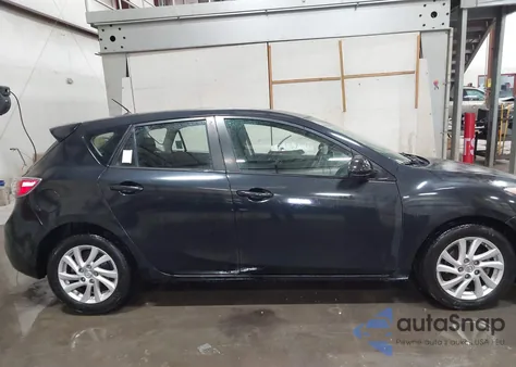 2012 Mazda Mazda3 I Touring z USA, uszkodzony, nr VIN JM1BL1L87C1630653